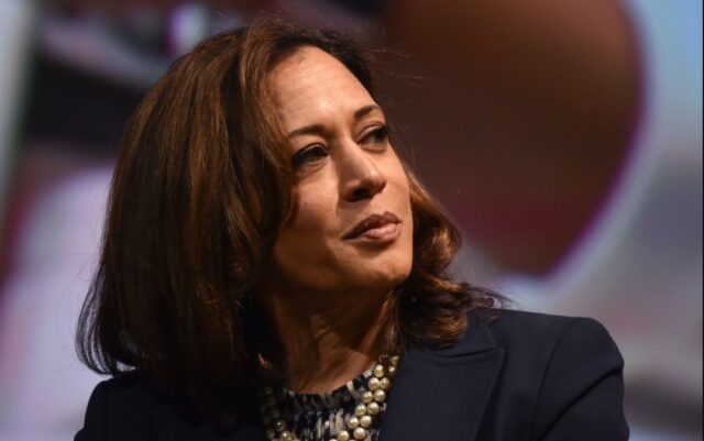 Biografi Kamala Harris, Ini Dia Wakil Presiden Wanita Amerika Pertama ...